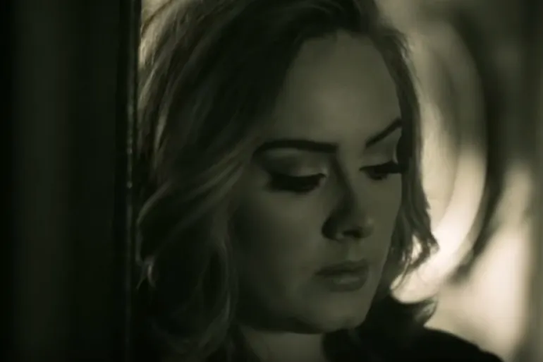 Adele - Hello & Tom Waits’ “Martha” - Έμπνευση ή 'αντιγραφή'...; 