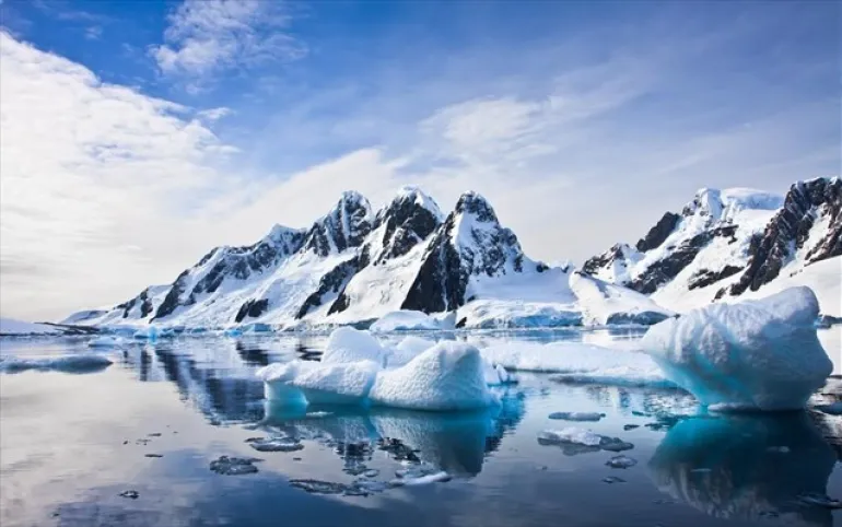 Νέο χαμηλό ρεκόρ για τα επίπεδα των πάγων του Αρκτικού Ωκεανού