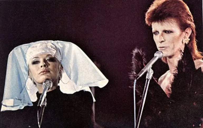 Κάτι σπάνιο για τους φίλους του David Bowie μαζί του η Marianne Faithfull