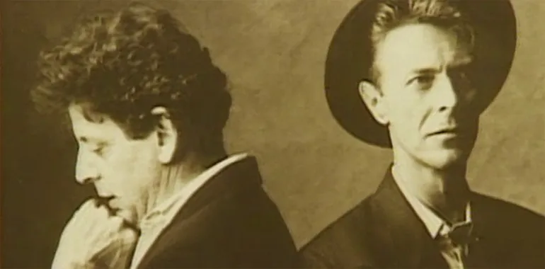 O Philip Glass συμπλήρωσε την τριλογία του Bowie με το Lodger