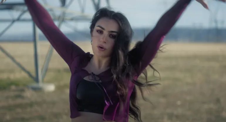 Charli XCX- Beg For You (feat. Rina Sawayama)/Baby
