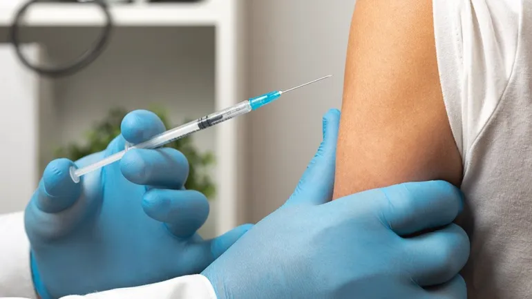 Εμβολιασμός υγειονομικών, ότι είναι νόμιμο δεν είναι και ηθικό