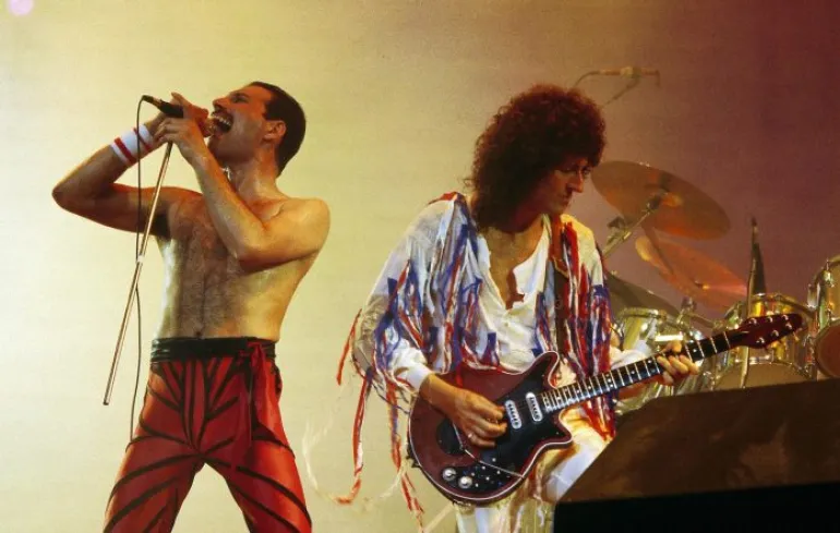 To άλμπουμ Queen Greatest Hits θα επιστρέψει μετά από 40 χρόνια στο Νο 1 της Αγγλίας