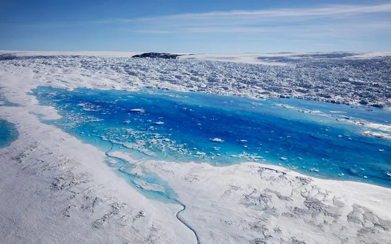 Ανησυχία επιστημόνων για το κύμα καύσωνα - πάει στη Γροιλανδία
