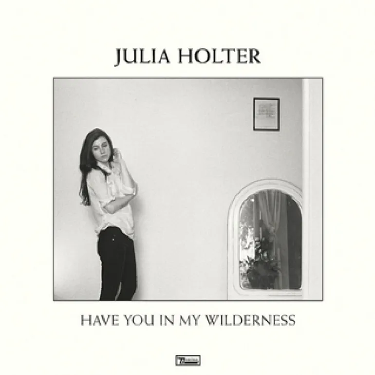 Julia Holter - Sea Calls Me Home 