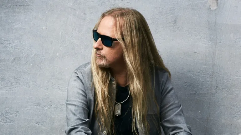 Ο Jerry Cantrell των Alice In Chains στο πρώτο σόλο άλμπουμ εδώ και 20 χρόνια