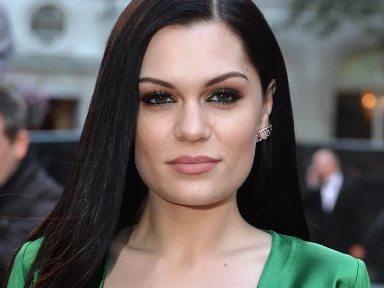 6 μεγάλες επιτυχίες της Jessie J!