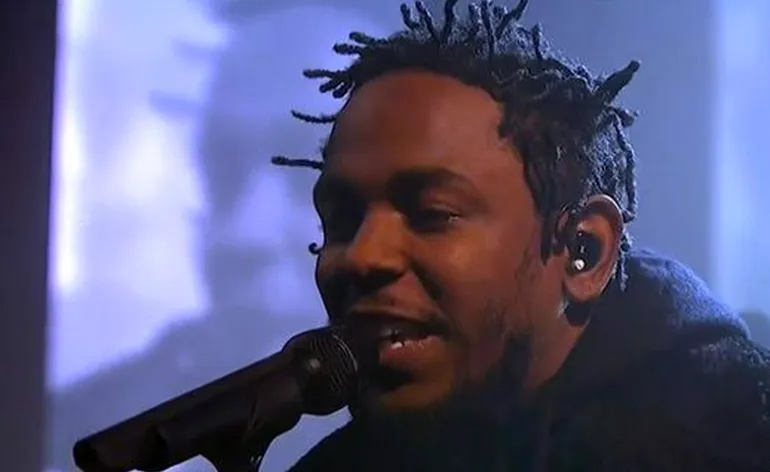 O Kendrick Lamar στην TV με νέο τραγούδι