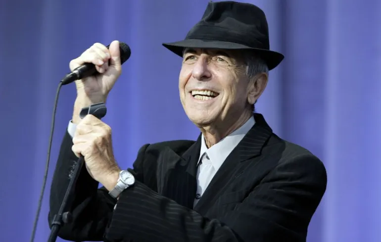 Leonard Cohen - Happens to the Heart 