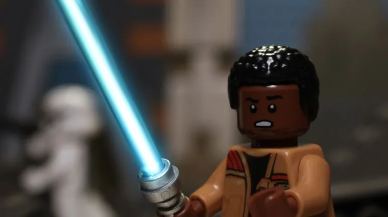 Η ανασκόπηση των ταινιών του 2015 μέσα από χαρακτήρες LEGO 