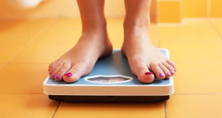 Γρήγορη ή αργή απώλεια βάρους; Τι μας ωφελεί περισσότερο;