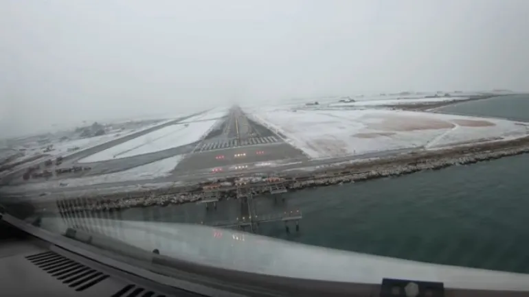Εντυπωσιακό: Πιλότος καταγράφει την προσγείωσή του στο χιονισμένο αεροδρόμιο Μακεδονία