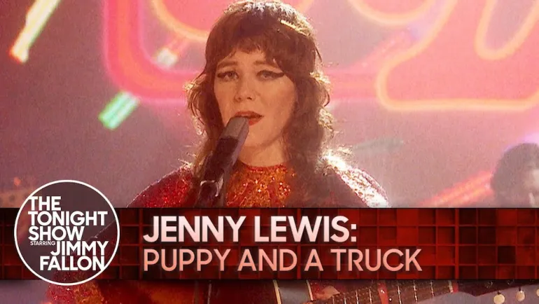 Η Jenny Lewis  στον Jimmy Fallon