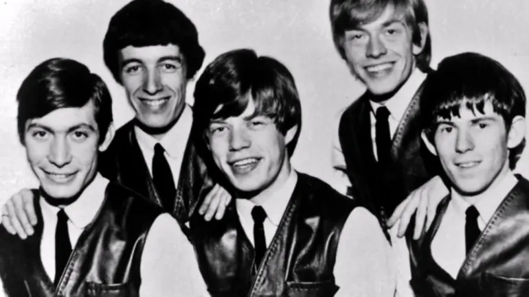 Σε εμφάνιση των Rolling Stones το 1963 παρόντες και οι 4 Beatles