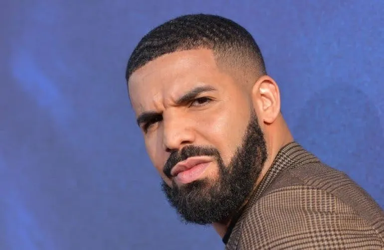 Ο Drake έγινε ο πρώτος καλλιτέχνης με 50 δις streams στο Spotify