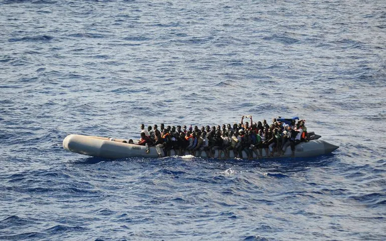 Μυτιλήνη: 17 μετανάστες από τους 38 μιας βάρκας θετικοί στον ιό