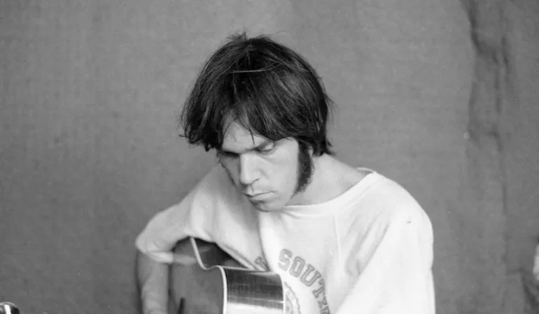 Ακούστε το 'χαμένο' άλμπουμ του Neil Young, Homegrown, ηχογραφήθηκε 45 χρόνια πριν 