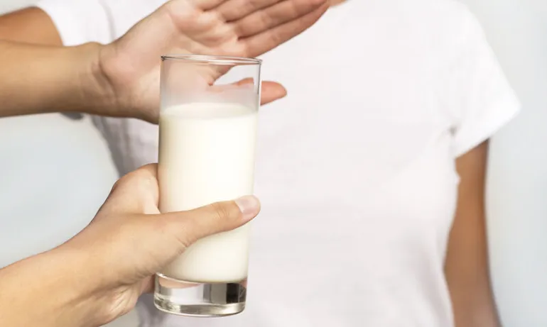 Δεν πίνετε γάλα; Με ποιες τροφές θα αναπληρώσετε το ασβέστιο