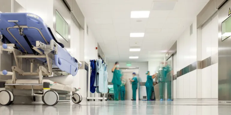 50.000 ευρώ απαιτεί το δημόσιο από νοσηλεύτρια που απολύθηκε λόγω πλαστού πτυχίου