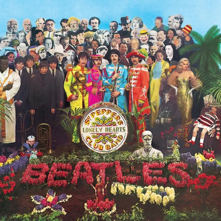 Sgt. Peppers Lonely Hearts Club Band - The Beatles (1967)