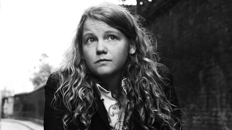 People's Faces-Kate Tempest