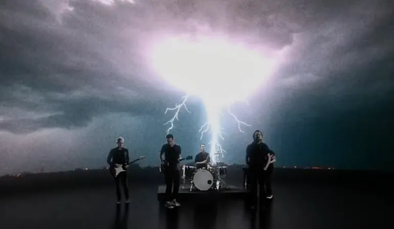 Dance Of The Clairvoyants-Pearl Jam, το πρώτο τους βίντεο  μετά από 7 χρόνια