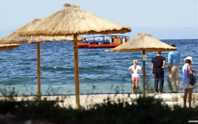 Απαγόρευση κολύμβησης σε παραλίες της Αττικής   