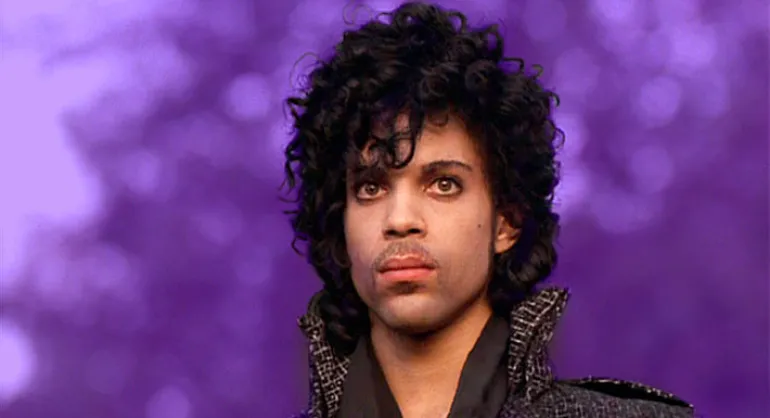 Απέραντη θλίψη για τον θάνατο του πρίγκηπα της μουσικής Prince