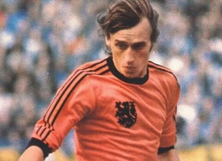 Ρόμπι Ρένσενμπρινκ, από τους αξέχαστους Ολλανδούς ποδοσφαιριστές, πέθανε 72 ετών