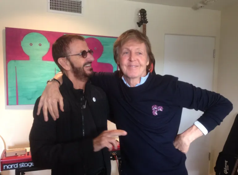 Paul McCartney και Ringo Starr διασκευάζουν τραγούδι του John Lennon