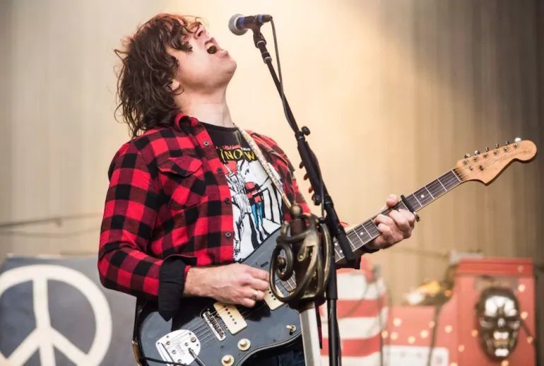 3 άλμπουμ θα κυκλοφορήσει φέτος ο Ryan Adams