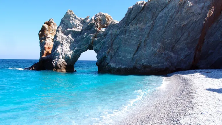 10 Ελληνικά τραγούδια για την θάλασσα