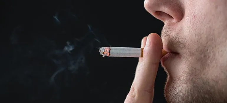 Ο καπνός μένει 6 μήνες στο σπίτι… μετά το τελευταίο τσιγάρο