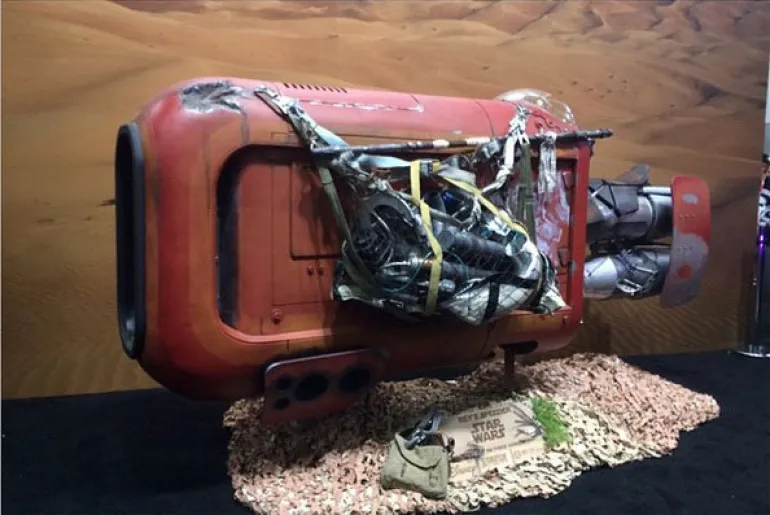 Ένα όχημα από το Star Wars παρκαρισμένο στο Comic Con 2015