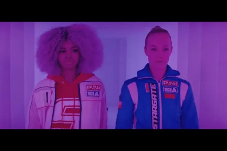 Waterfall-Stargate, με Pink & Sia