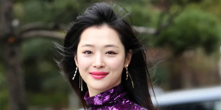 Νεκρή η σταρ της Κ-Pop, Sulli, ήταν 25 ετών