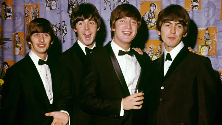 Πώς δημιουργήθηκε ο μύθος των Beatles