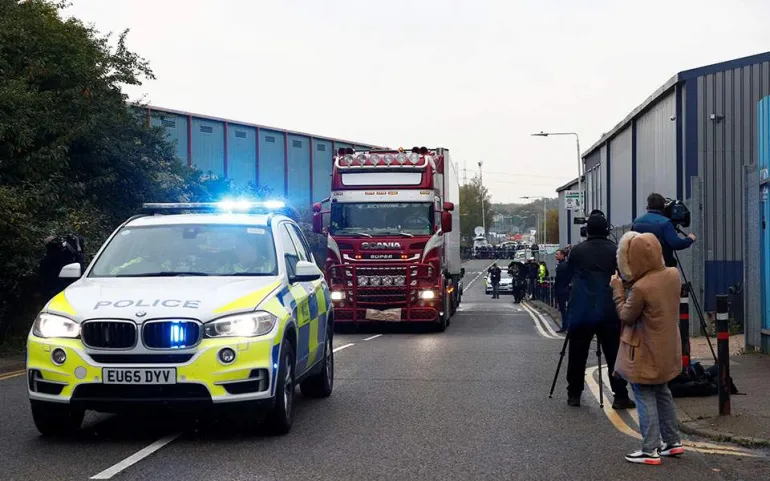 Κινέζοι οι 39 νεκροί με φρικτό θάνατο στο μοιραίο φορτηγό στην Αγγλία