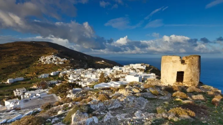 Χαρτογραφώντας μέσω εφαρμογής τα μονοπάτια της Σικίνου