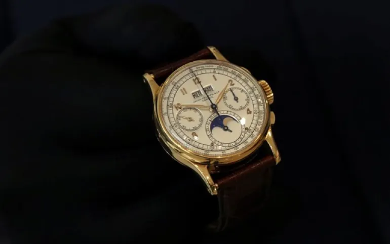 Χρυσό ρολόι του βασιλιά Φαρούκ πωλήθηκε αντί 735.000 ευρώ