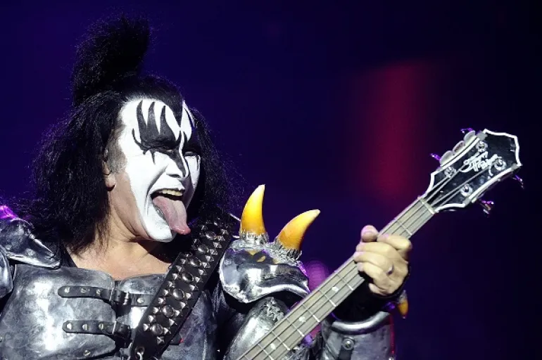 68 ετών ο Gene Simmons των Kiss