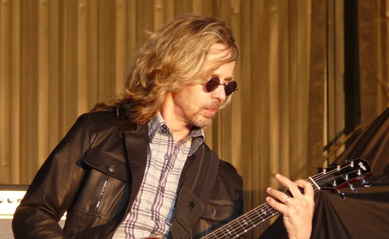 TommyShaw.png TommyShaw.png