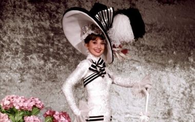 Σε δημοπρασία η μπλούζα της Audrey Hepburn από το "My Fair Lady"