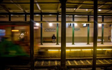 Μετρονόμος - Η κρίση στους σταθμούς του ηλεκτρικού της Αθήνας... 