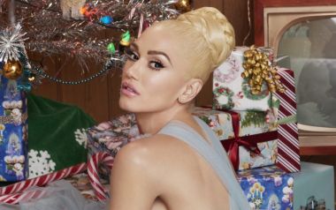 Hollaback girl-Gwen Stefani