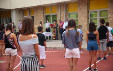 Ο καθηγητής που δέχτηκε επίθεση από γονέα για την μάσκα σπάει τη σιωπή του