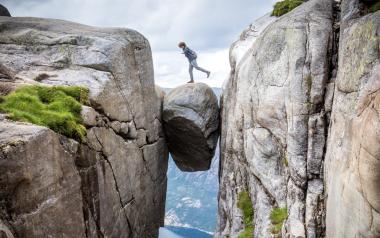 Το νέο άλμπουμ των Dream Theater- A View From The Top of The World