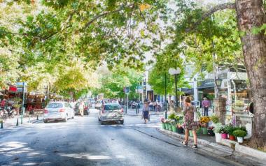 Τραγούδια με αναφορά στην Κηφισιά