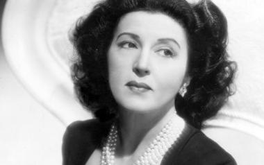 Κατίνα Παξινού: Στο Θέατρο υπάρχει μία μάχη, μία συνεχής μάχη με τους θεατές...