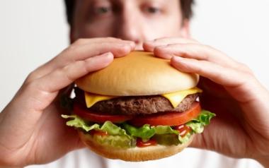 Τι προκαλεί μόλις ένα γεύμα στον εγκέφαλο εάν φάμε κορεσμένα λιπαρά